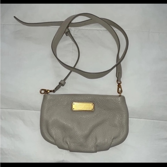 Marc Jacobs Classic Q Percy Crossbody - Picture 2 of 16